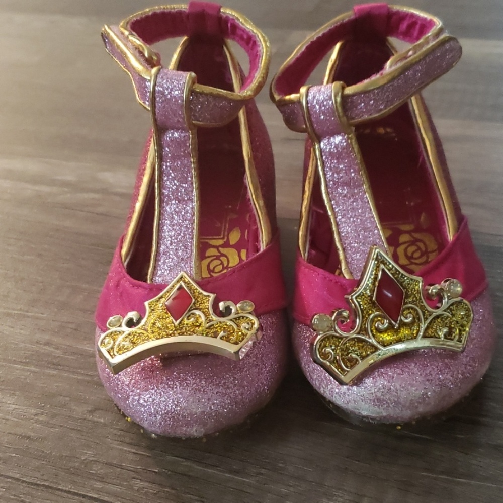 Aurora dress up shoes